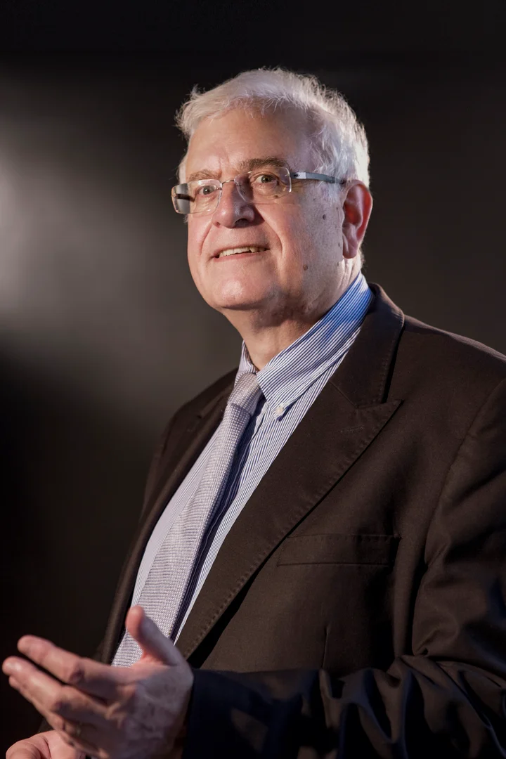 Portrait de André PEYREGNE